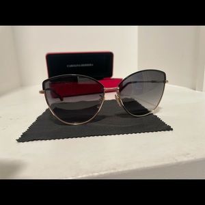 NEW collection Carolina Herrera sunglasses.